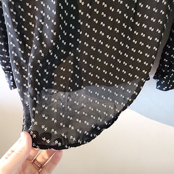 CANDIES 1/4 Zip Pull-On V-Neck Long Sleeve Roll Sleeves Semi-Sheer Black Small - Picture 10 of 10